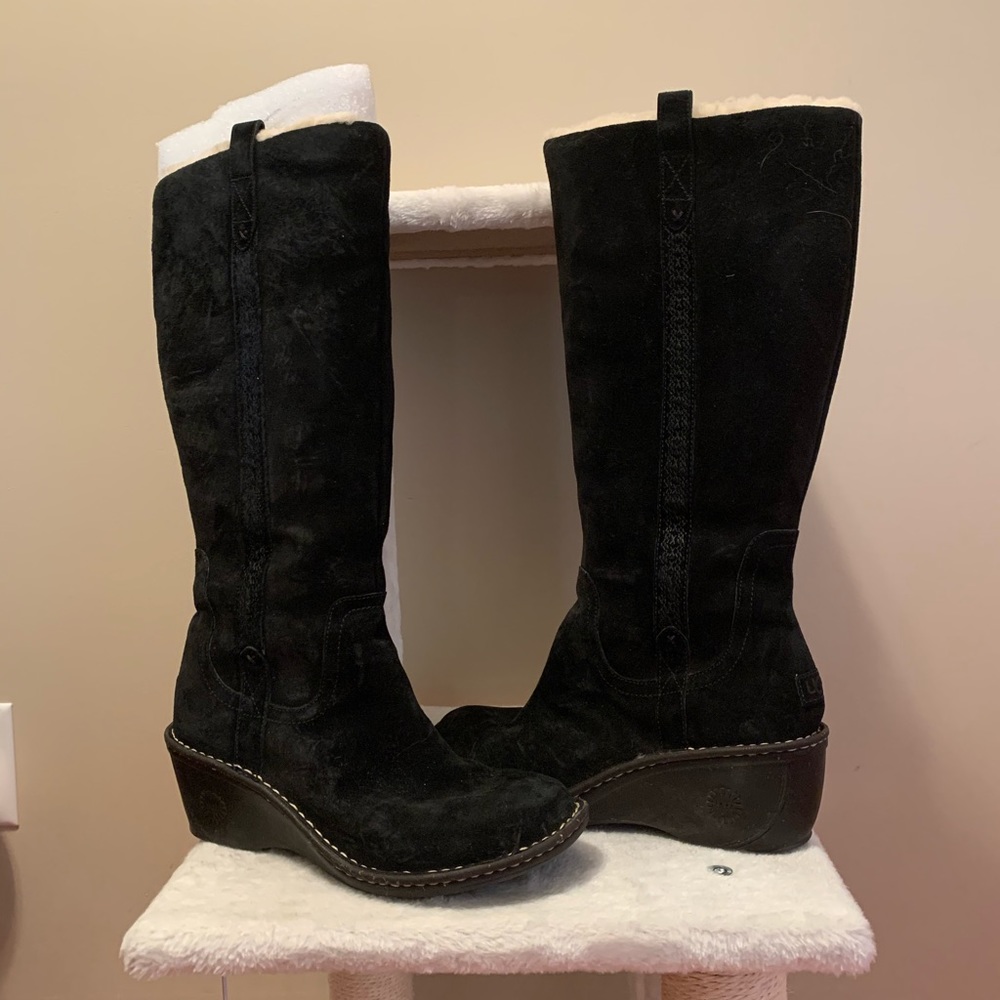 Black Ugg Boots